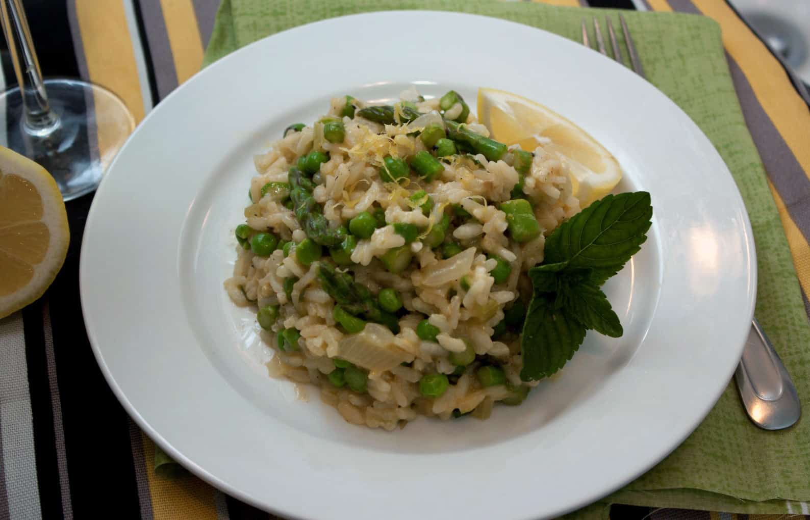 Lemony Risotto with Asparagus and Peas