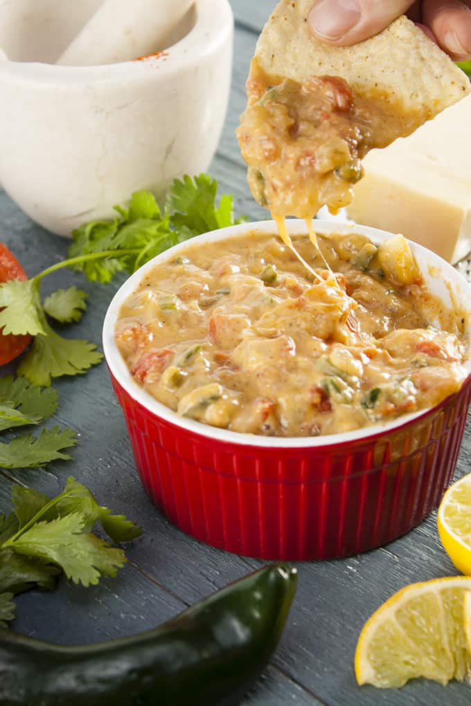 Skinny Queso Cheese Dip Recipe