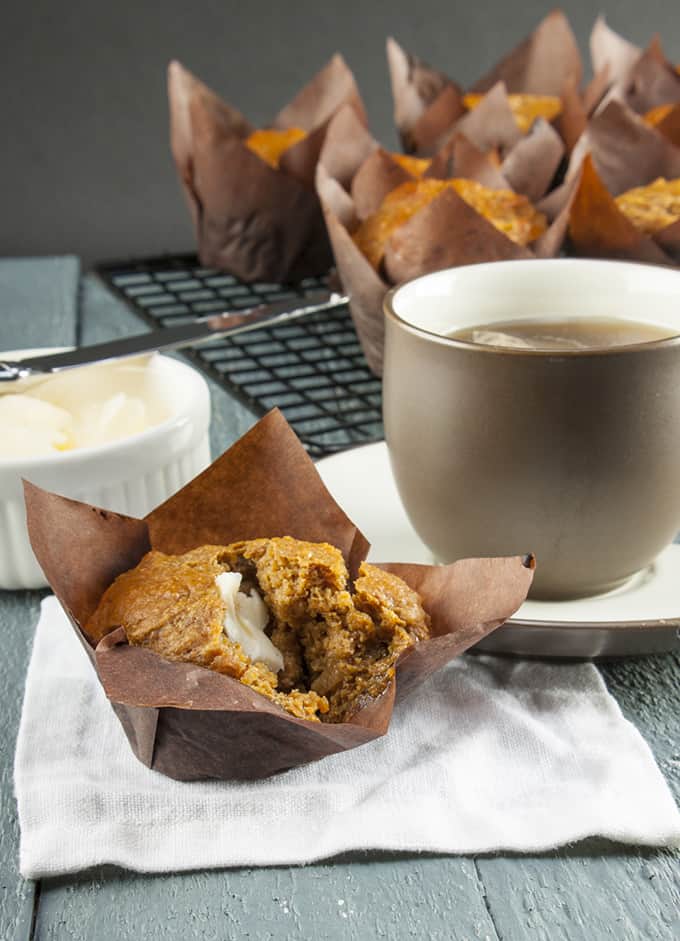 Superfood Muffins with Mulberries and Flaxseed